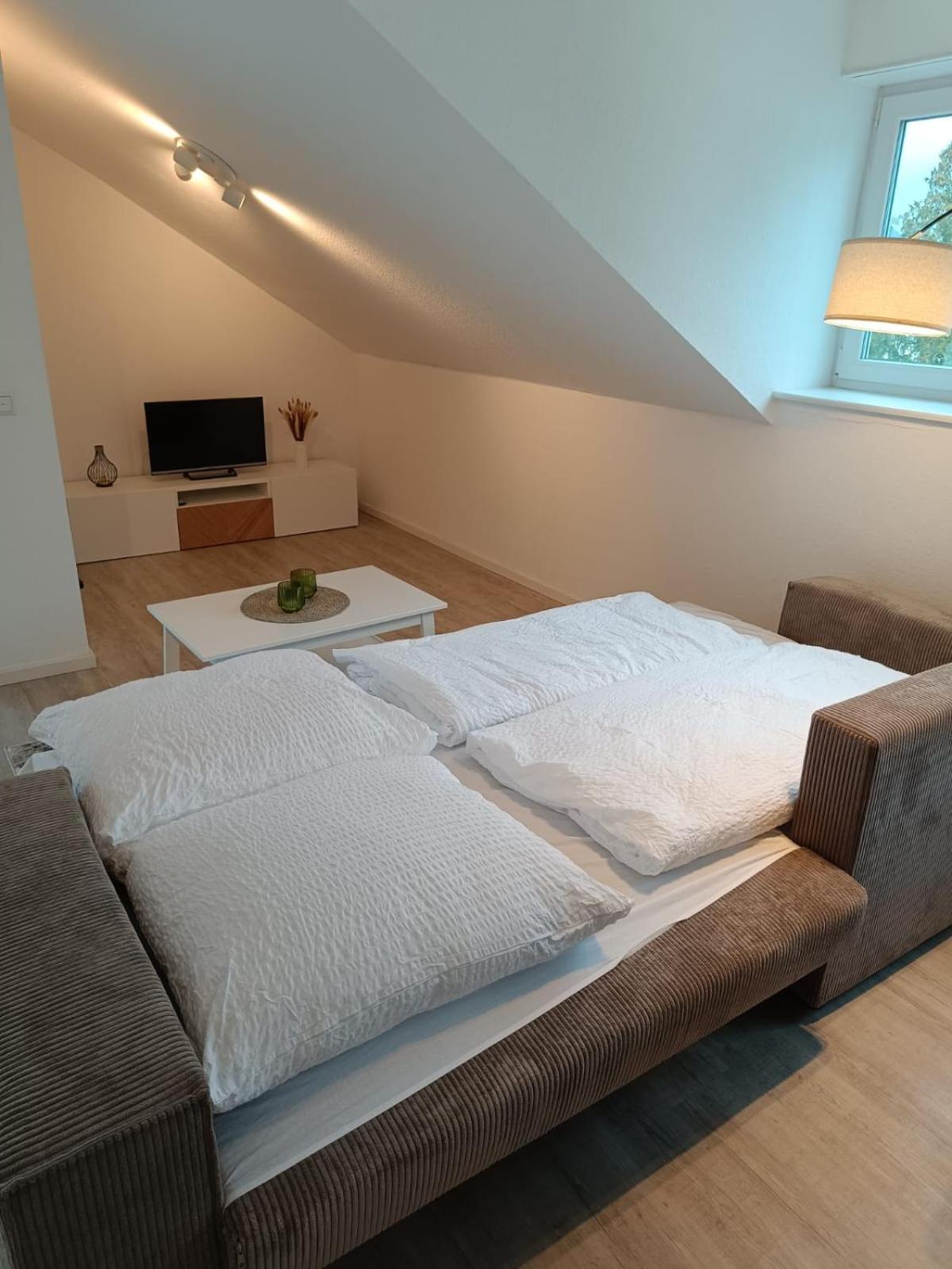 Ruhrheimat Ferienwohnung Am Ruhrtalradweg In Arnsberg Exterior foto